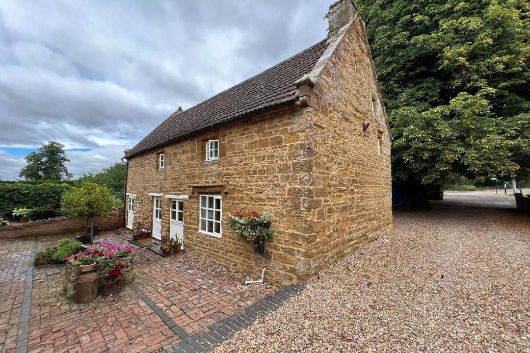 Photo of Buildings in Flecknoe