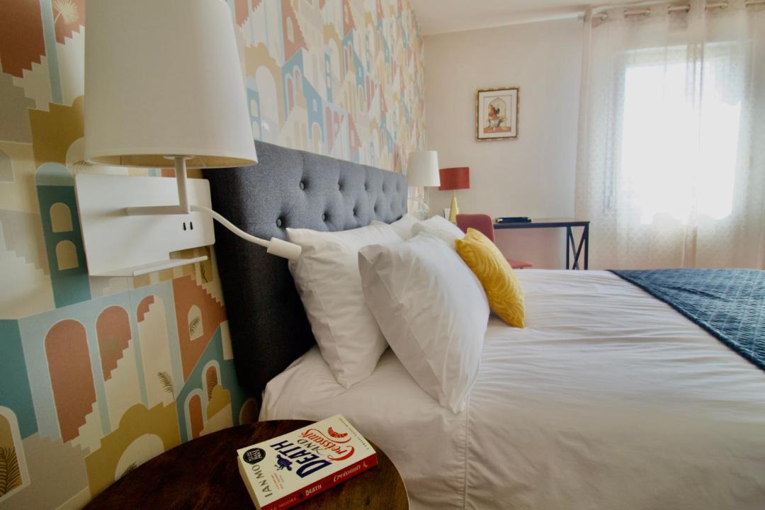 Photo of Others in Louin