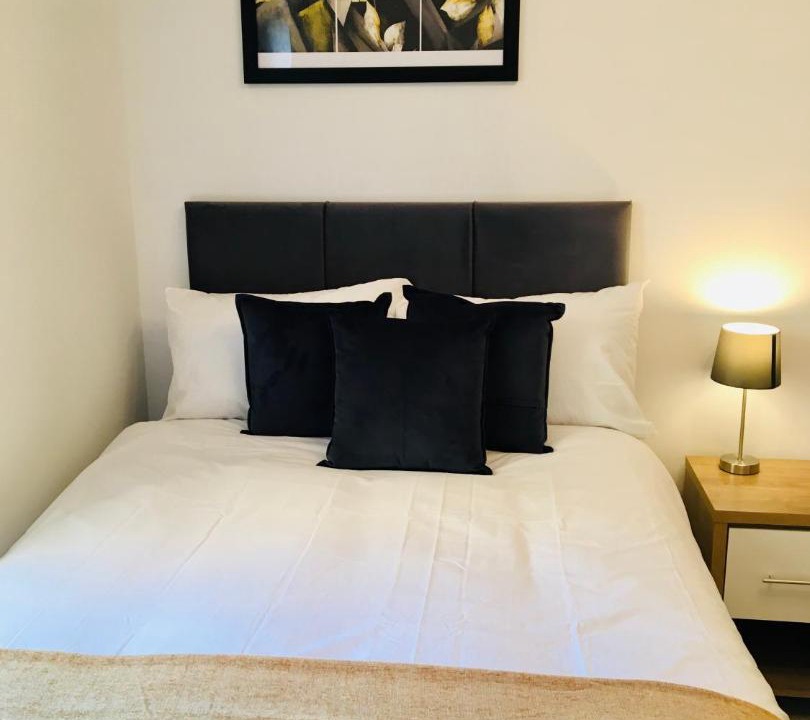 Photo of Bedroom in Woking