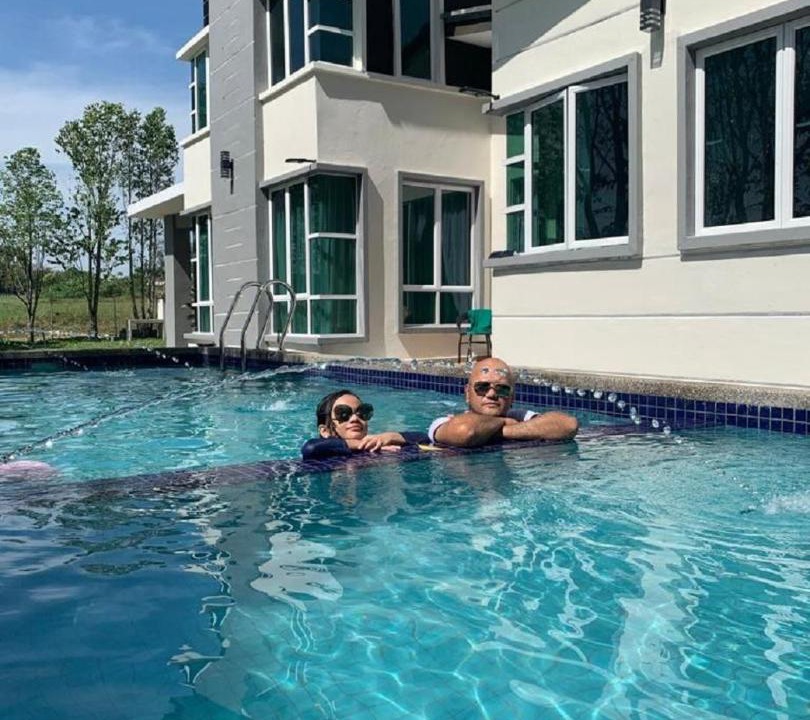 Photo of Others in Mantin