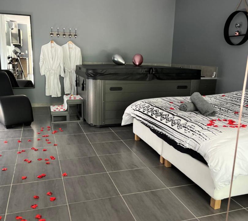 Photo of Others in Saint-Bauzille-de-la-Sylve