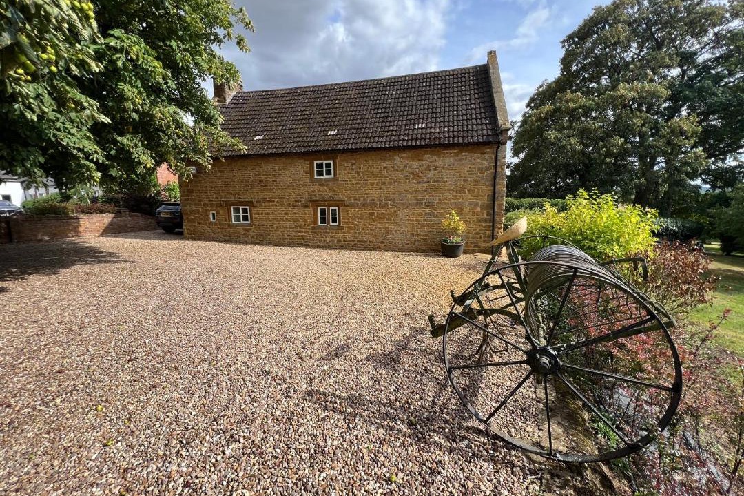 Photo of Buildings in Flecknoe