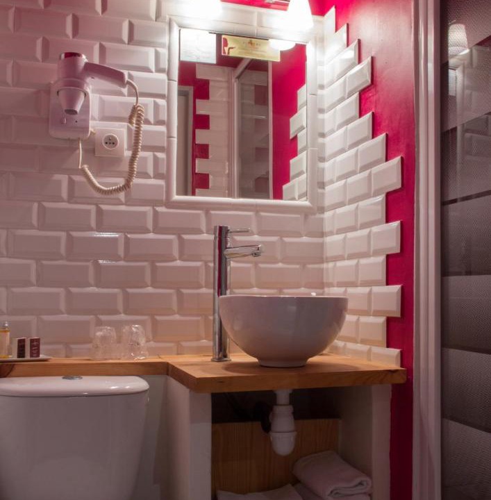 Photo of Bathroom in Faubourg