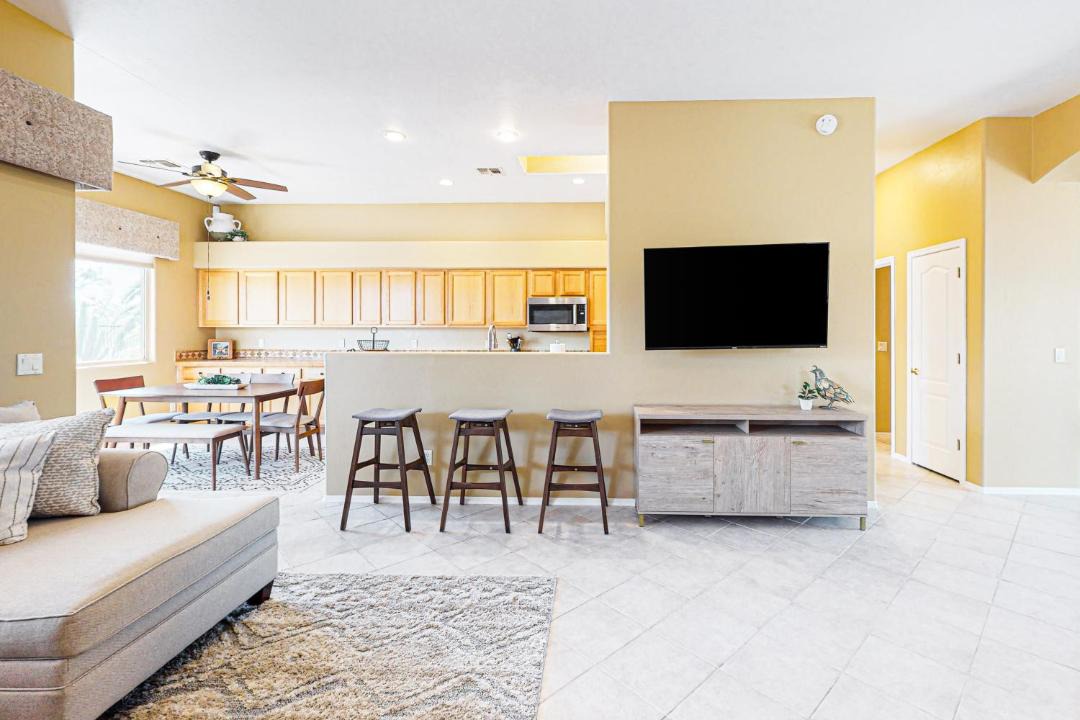 Photo of Livingroom in Dove Mountain