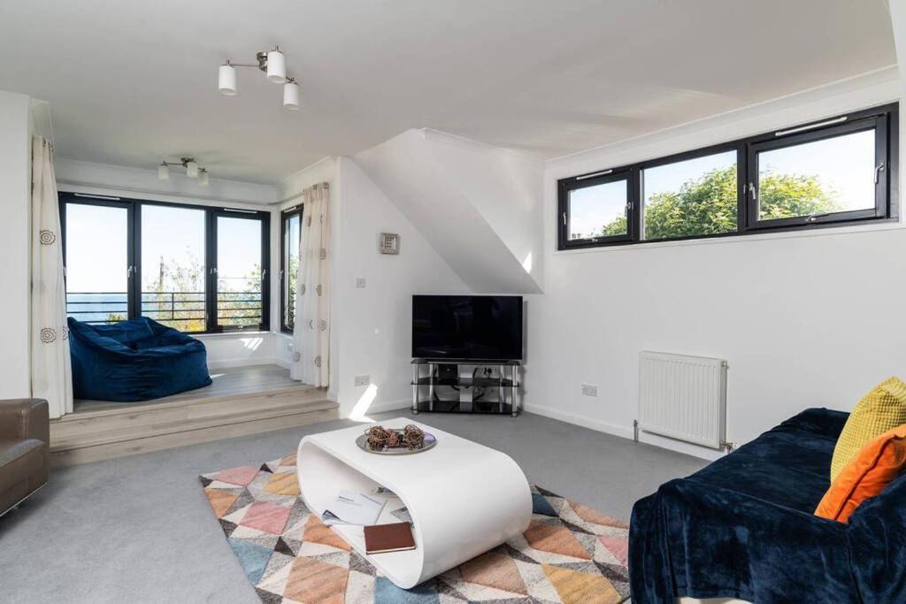 Photo of Livingroom in Crail