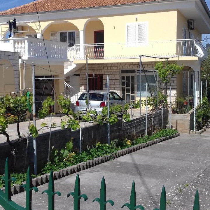 Photo of Buildings in Kukljica