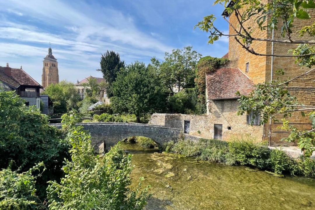 Photo of Buildings in Arbois