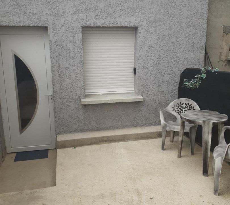 Photo of Buildings in Paroy-sur-Tholon