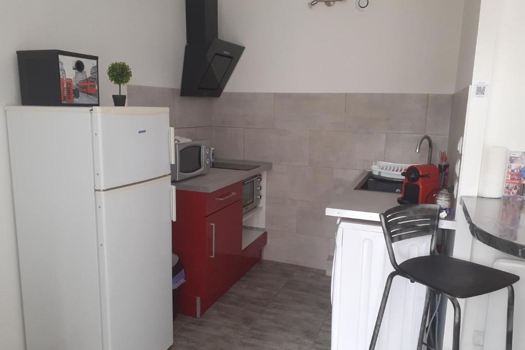 Photo of Kitchen in Paroy-sur-Tholon