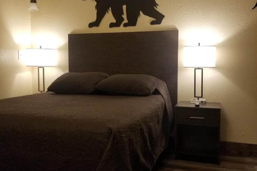 Photo of Bedroom in Lander