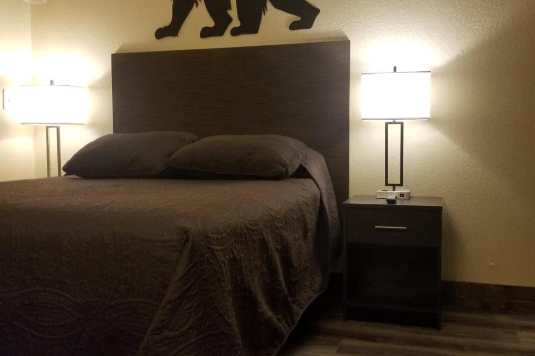 Photo of Bedroom in Lander