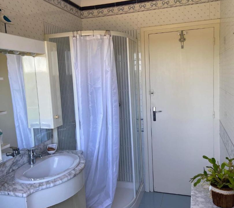 Photo of Bathroom in Beaumont-du-Perigord