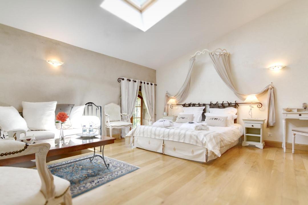 Photo of Others in Terraube