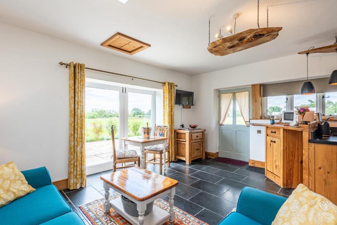 Photo of Livingroom in Chorlton-by-Backford