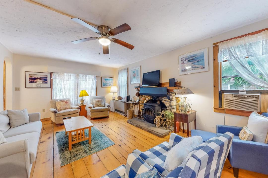 Photo of Others in East Chop