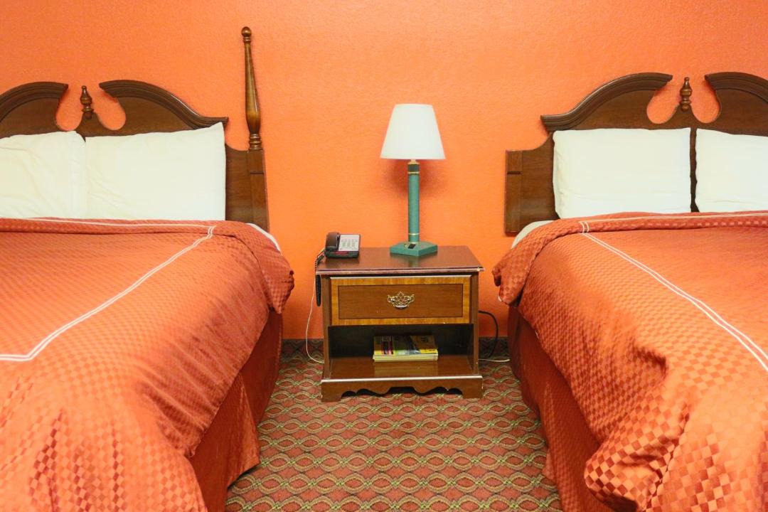Photo of Bedroom in FM 1960