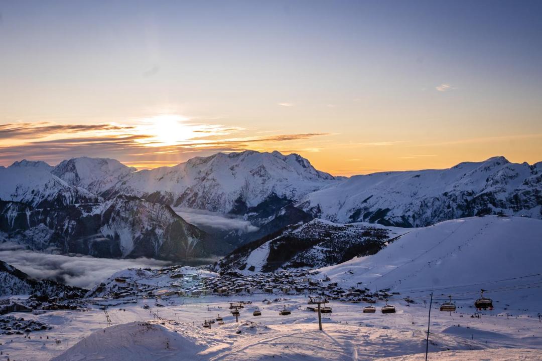 Photo of Others in Eclose-Est