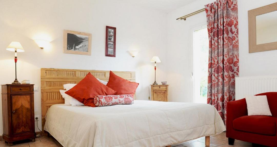 Photo of Bedroom in Viscos