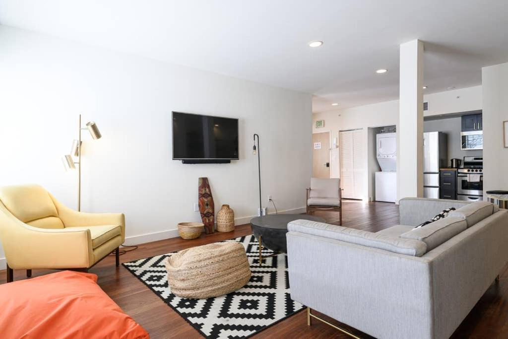 Photo of Livingroom in South Pointe