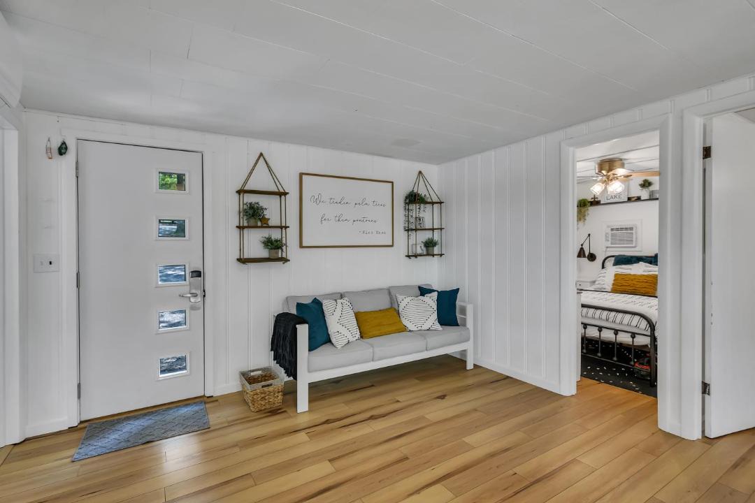 Photo of Livingroom in Kimberling City