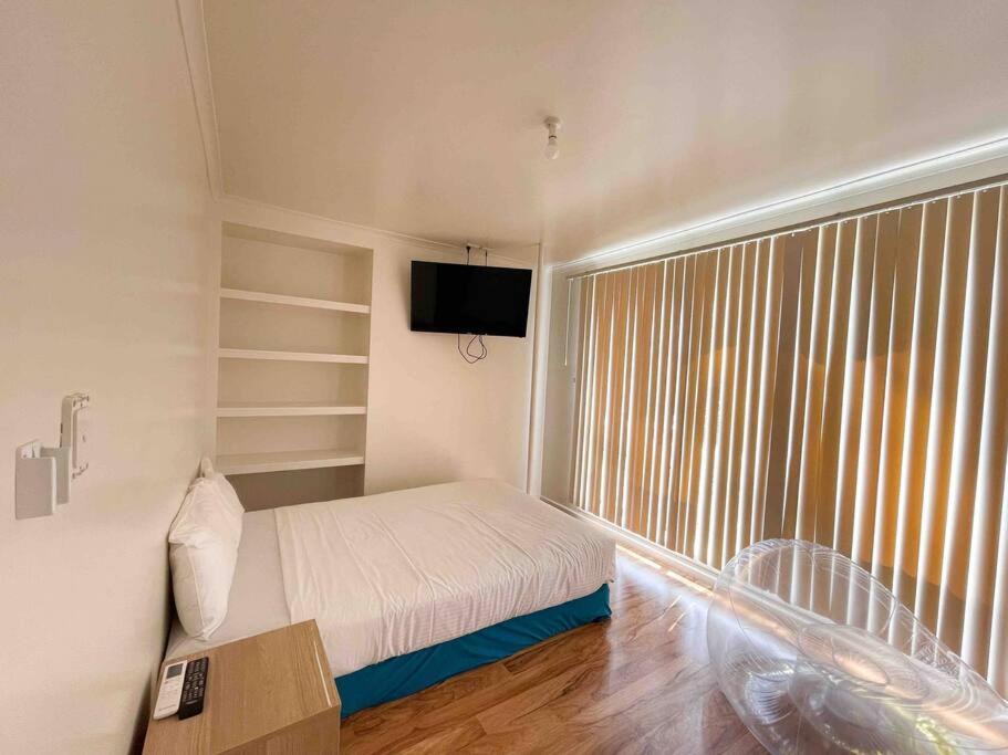 Photo of Bedroom in Pasadena