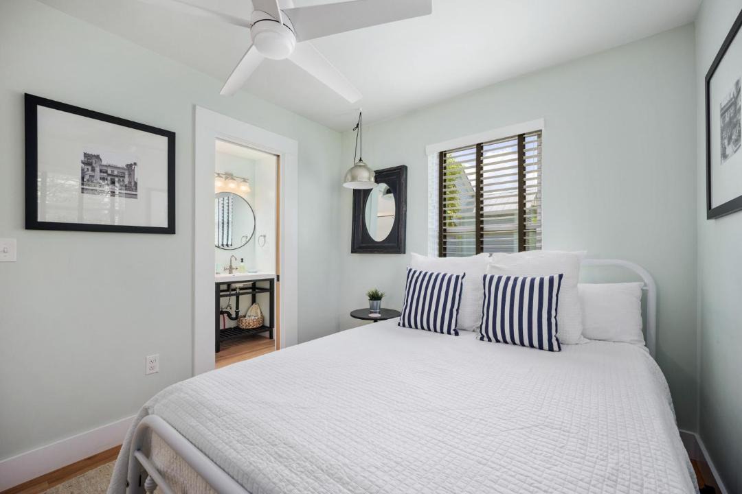 Photo of Bedroom in Downtown Historic District