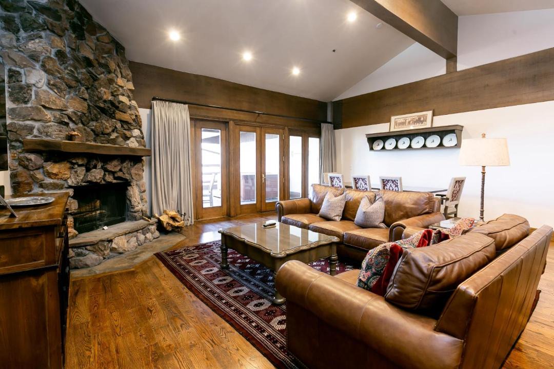 Photo of Livingroom in Deer Valley