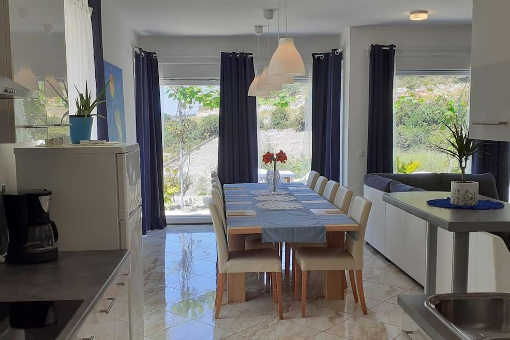 Photo of Kitchen in Vis