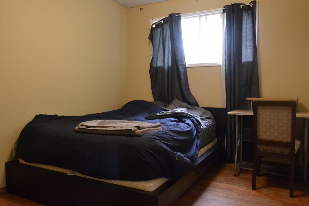 Photo of Bedroom in Forest Lawn