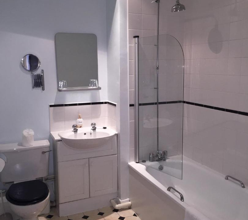 Photo of Bathroom in Martin