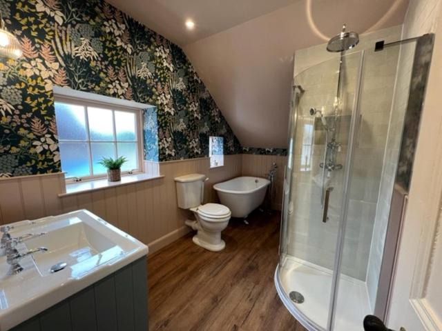 Photo of Bathroom in Loanhead