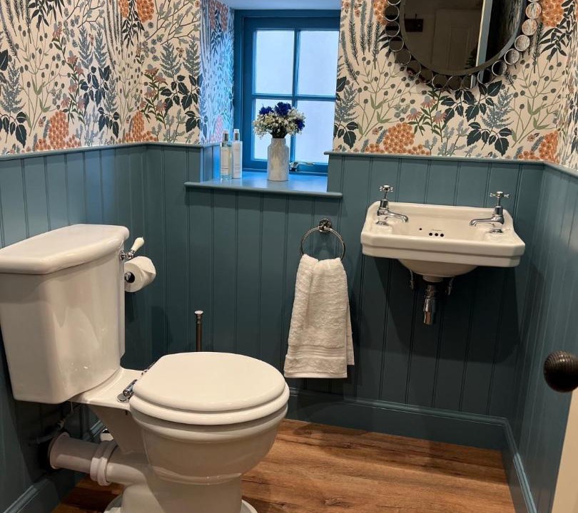 Photo of Bathroom in Loanhead