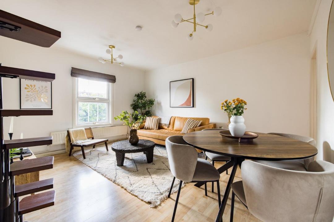 Photo of Livingroom in Earley