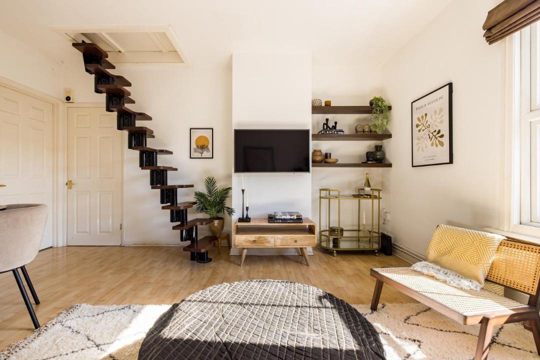 Photo of Livingroom in Earley