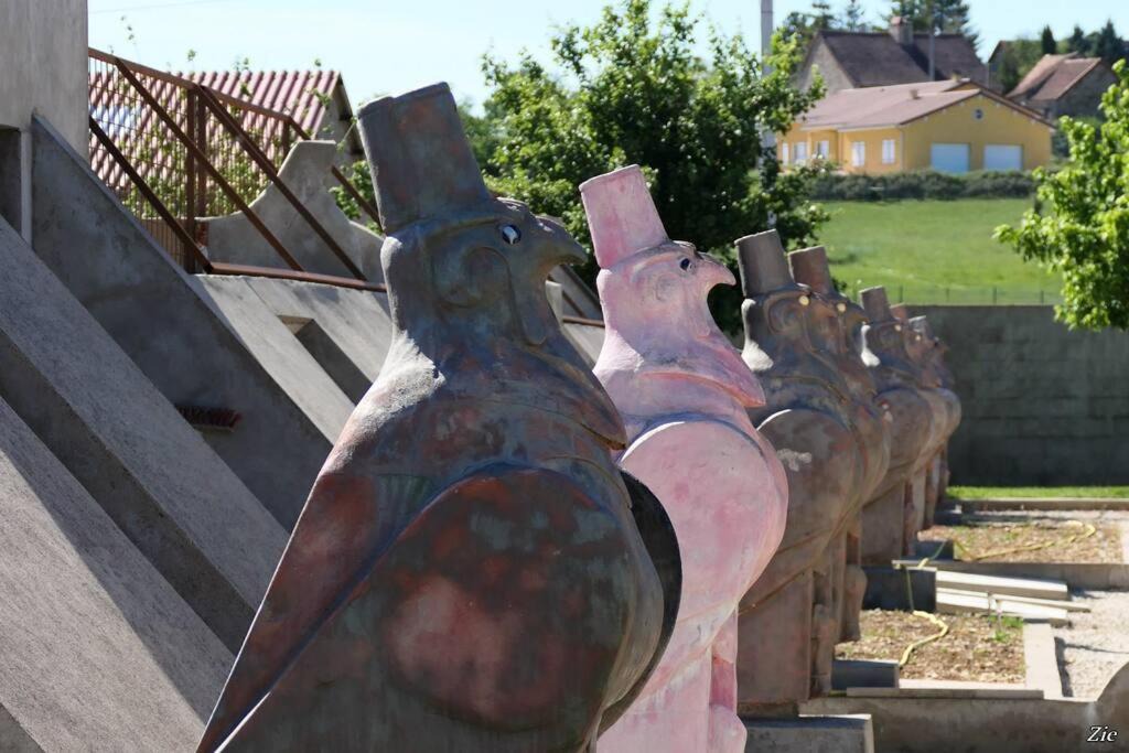 Photo of Others in Cormatin