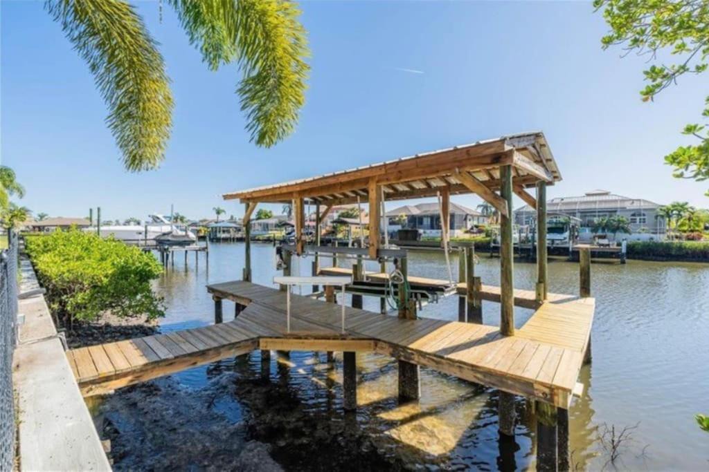 Photo of Others in Apollo Beach