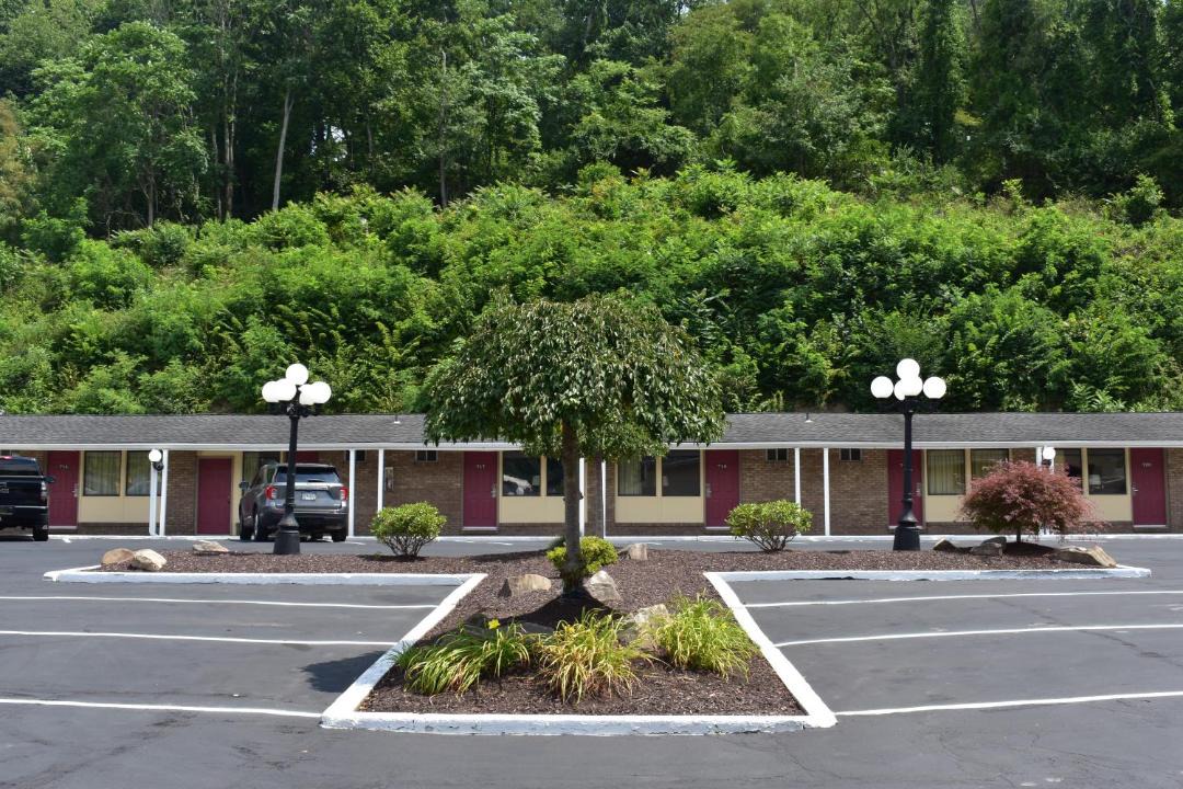 Photo of Others in Pleasant Hills