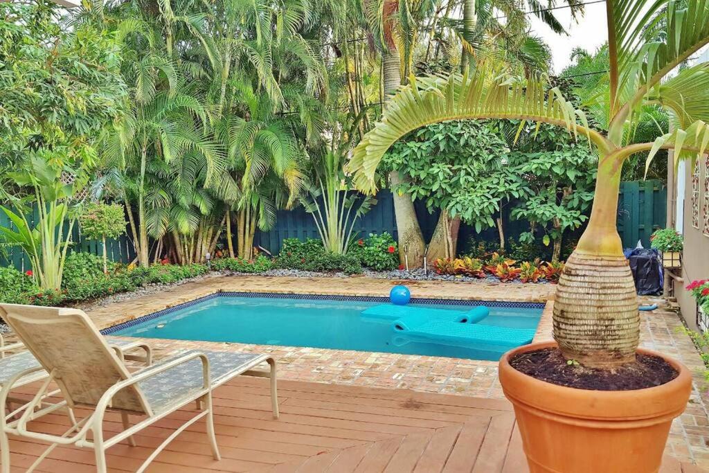 Photo of Outdoor in West Palm Beach