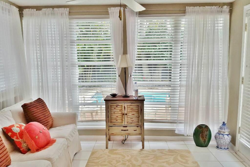 Photo of Livingroom in West Palm Beach