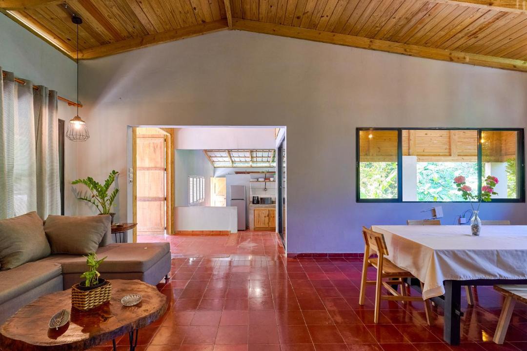 Photo of Others in Abreu