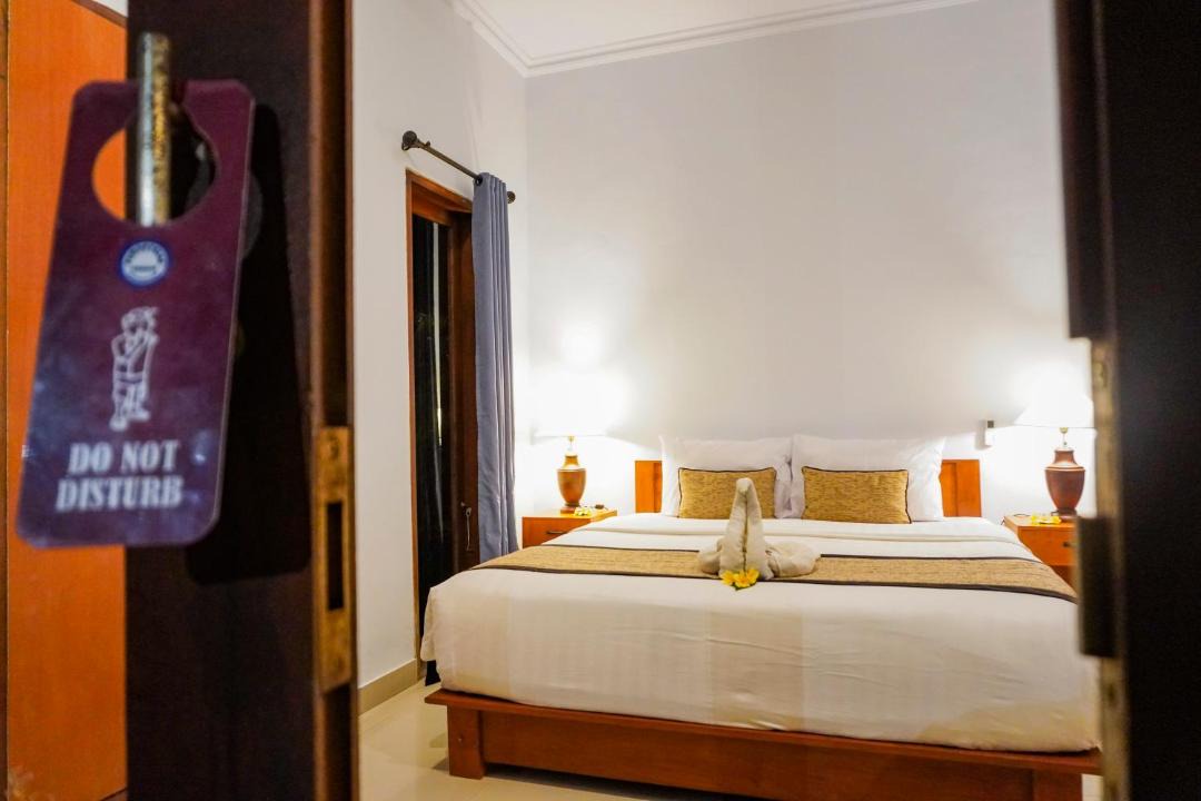 Photo of Others in Mushroom Bay