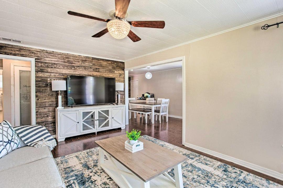 Photo of Livingroom in Sherman