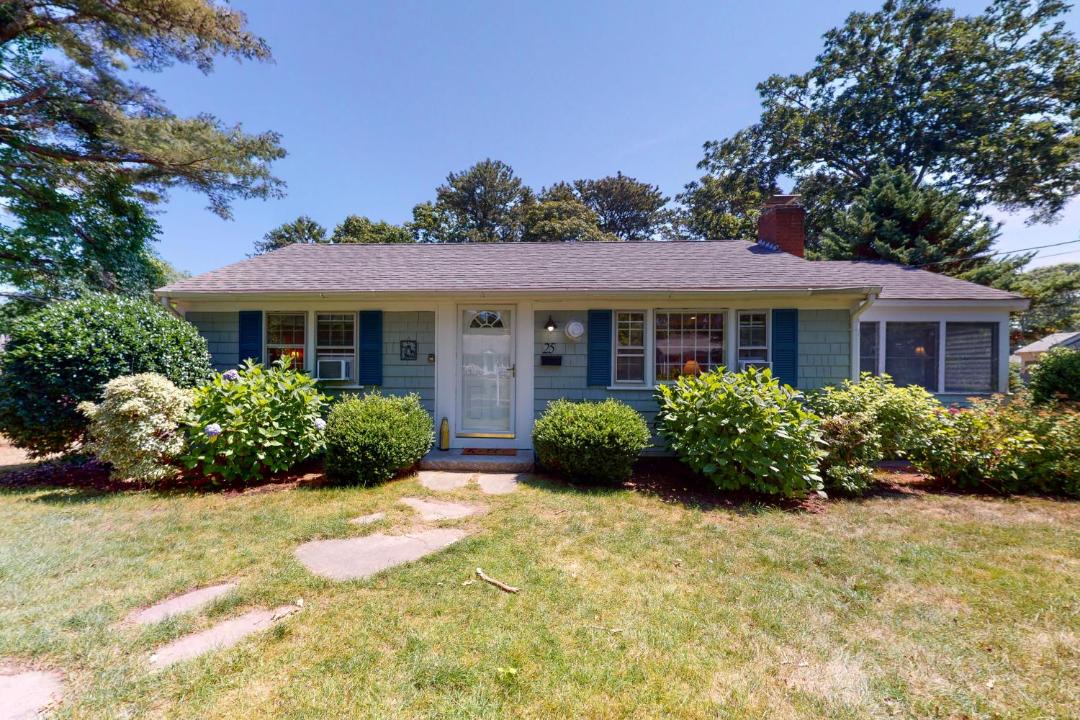 Photo of Buildings in Northwest Harwich