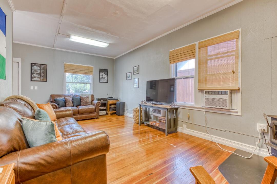 Photo of Others in Parkdale