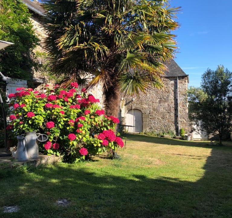 Photo of Buildings in Heugueville-sur-Sienne