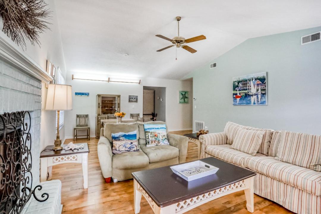 Photo of Livingroom in River District