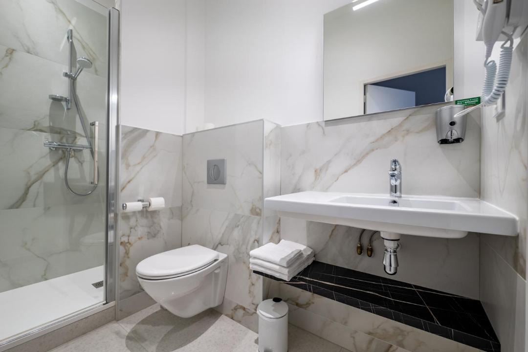 Photo of Bathroom in Cholet
