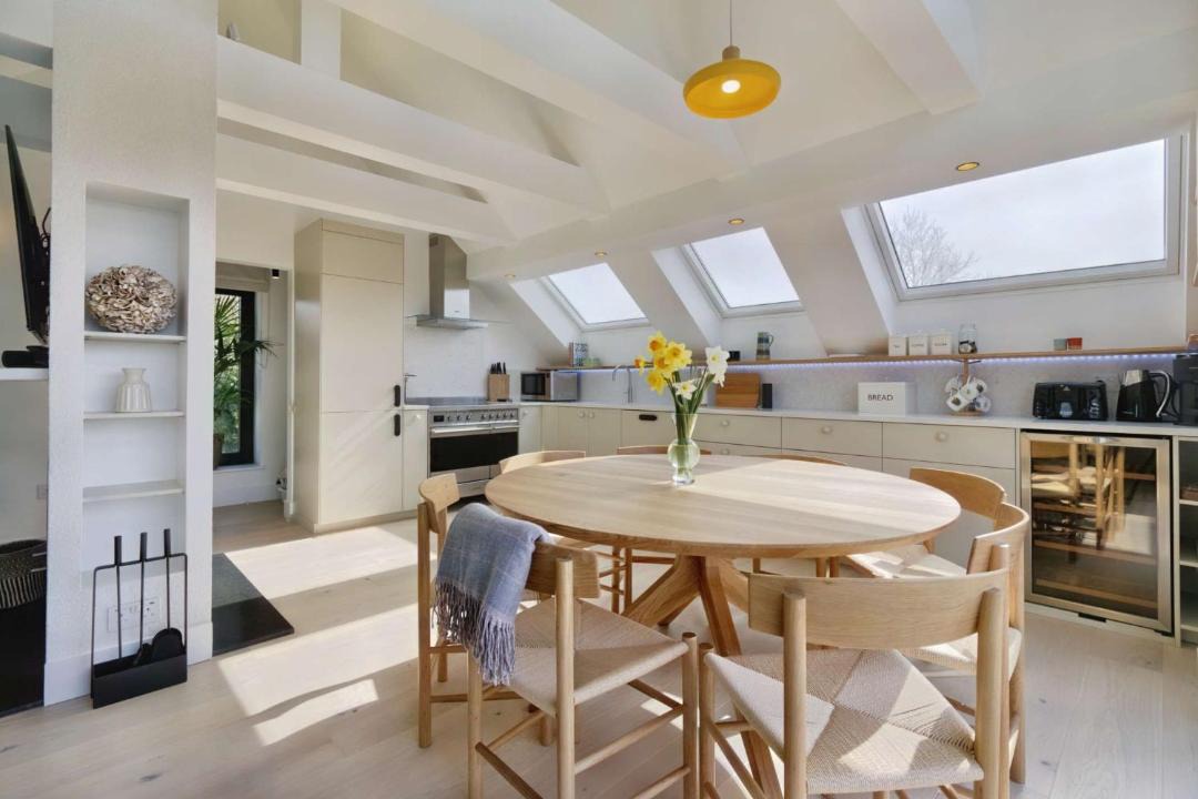 Photo of Others in Etchinghill