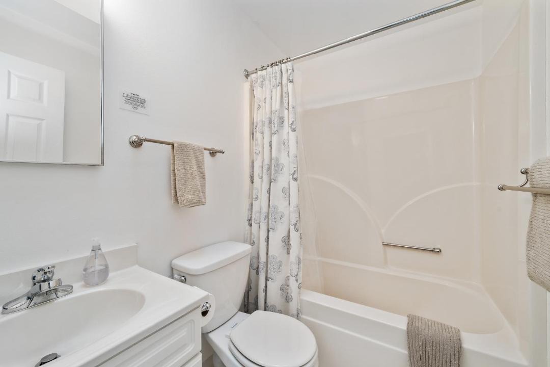 Photo of Bathroom in Manzanita