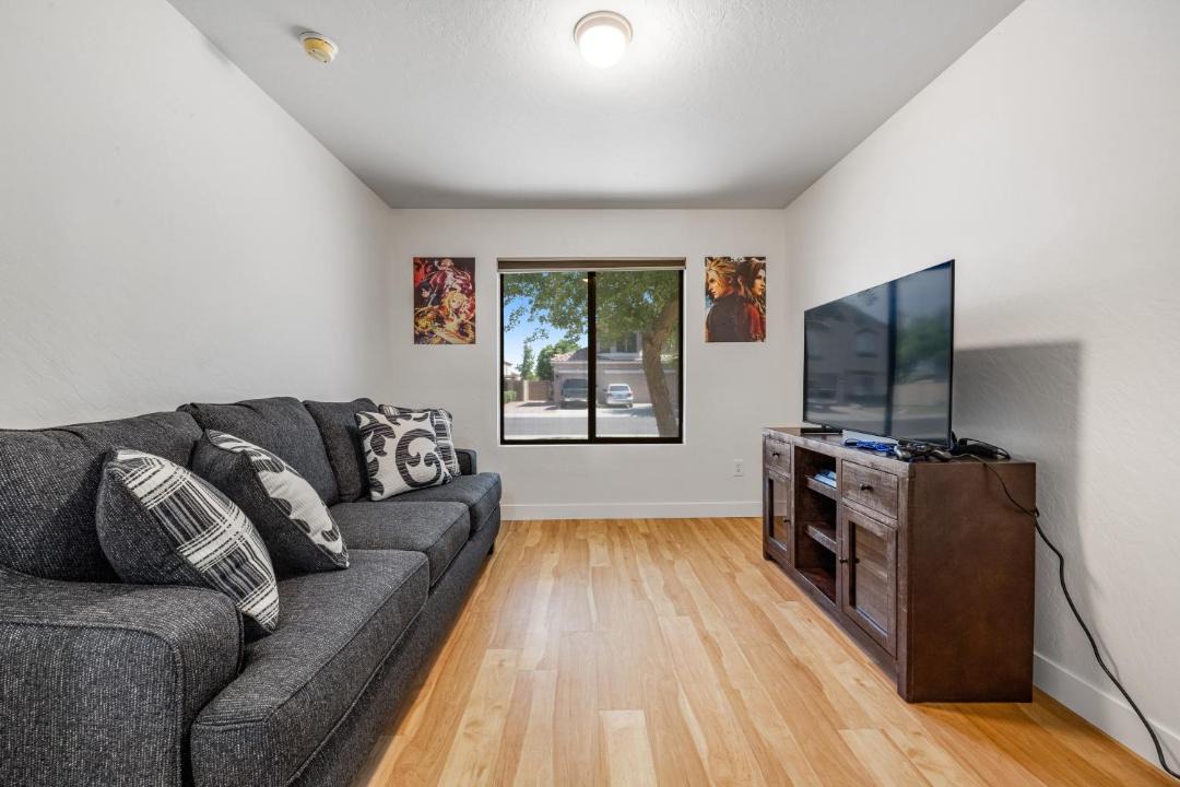Photo of Livingroom in Springer Ranch